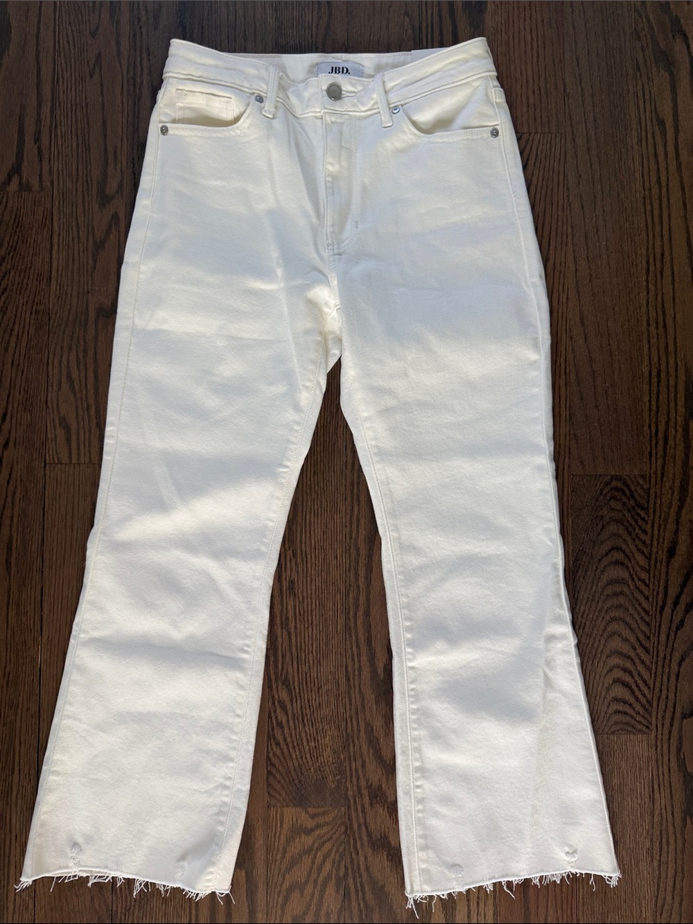JBD Piper Cropped Flare Jean 28 white NWT